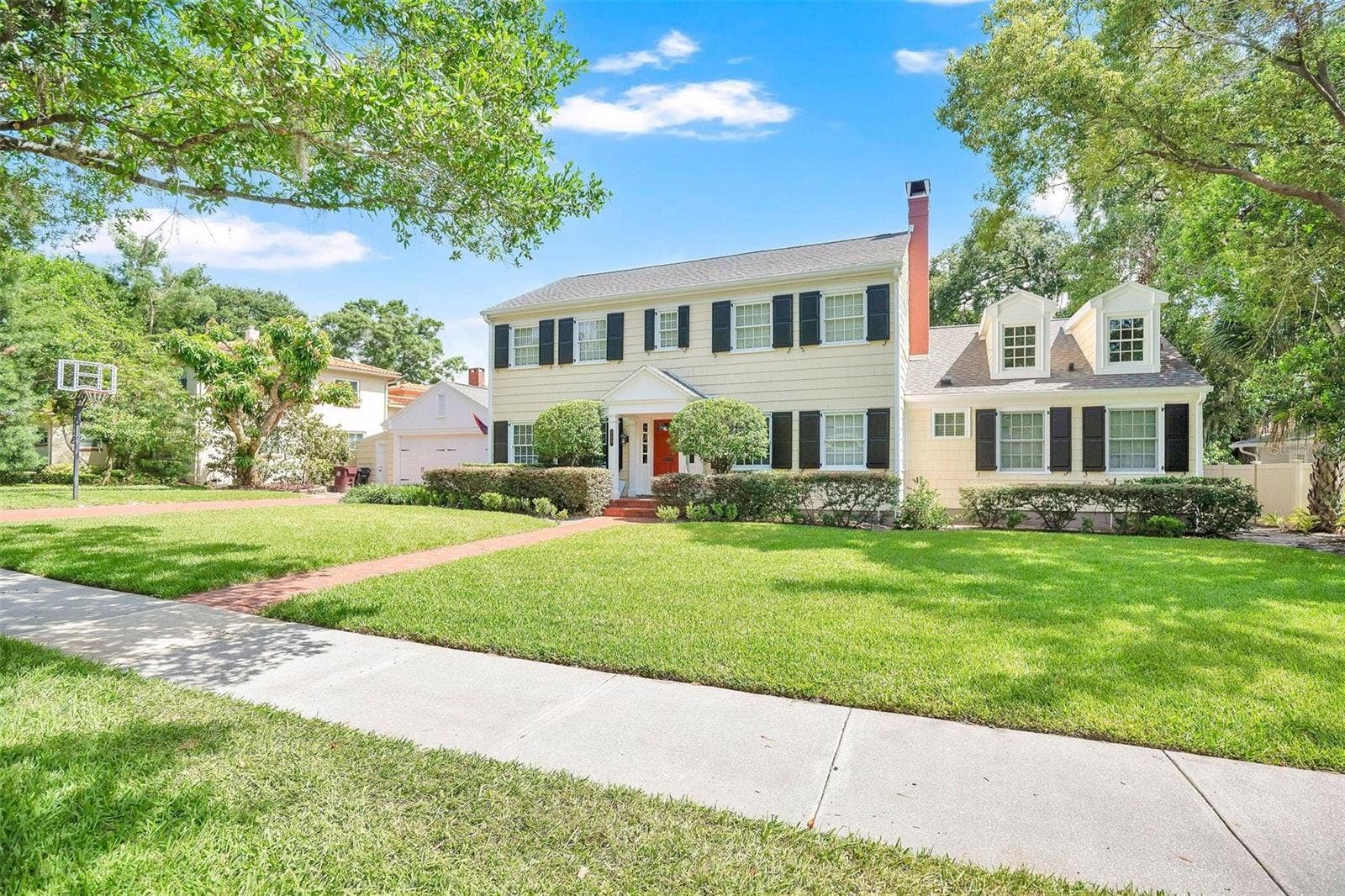 729 ALAMEDA STREET, Orlando, FL 32804 729 ALAMEDA STREET, Orlando, FL 32804