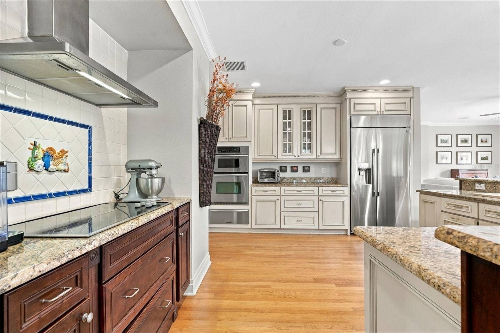 729 ALAMEDA STREET, Orlando, FL 32804 729 ALAMEDA STREET, Orlando, FL 32804