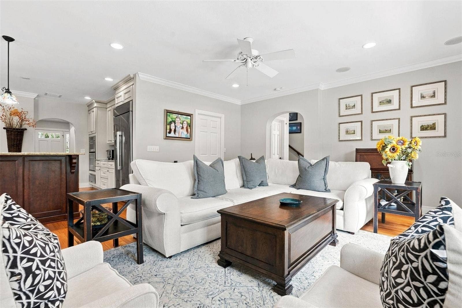 729 ALAMEDA STREET, Orlando, FL 32804 Family room