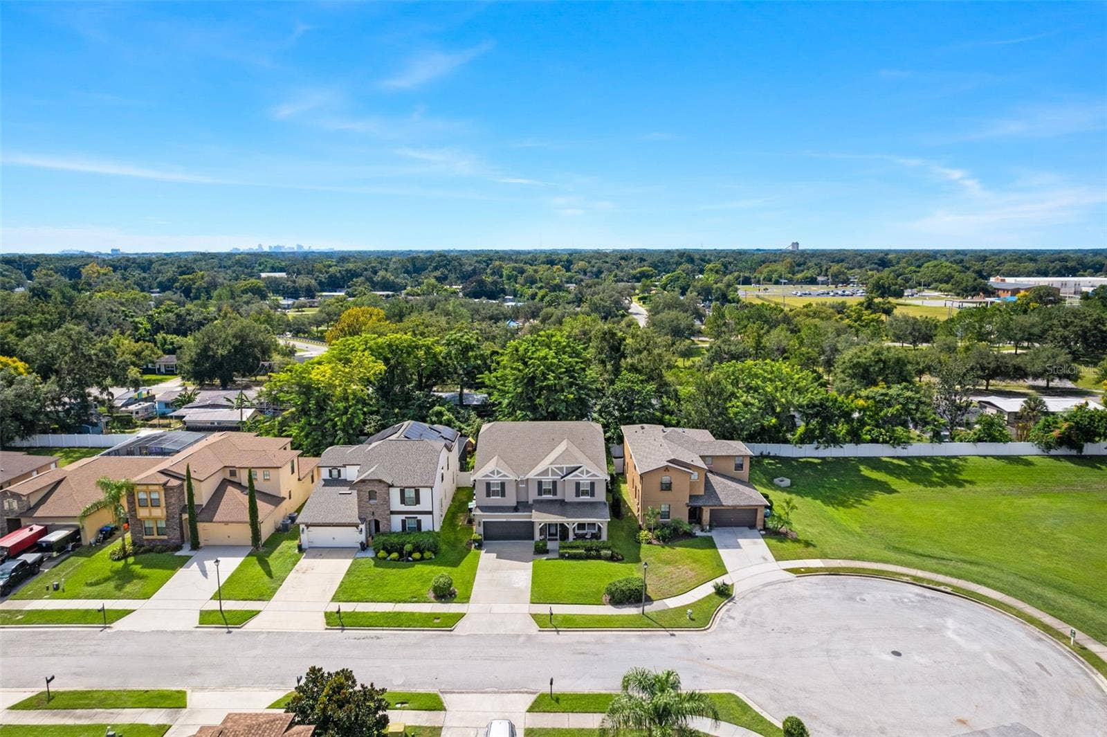 2932 WHISTLEWOOD DRIVE, Orlando, FL 32810 2932 WHISTLEWOOD DRIVE, Orlando, FL 32810