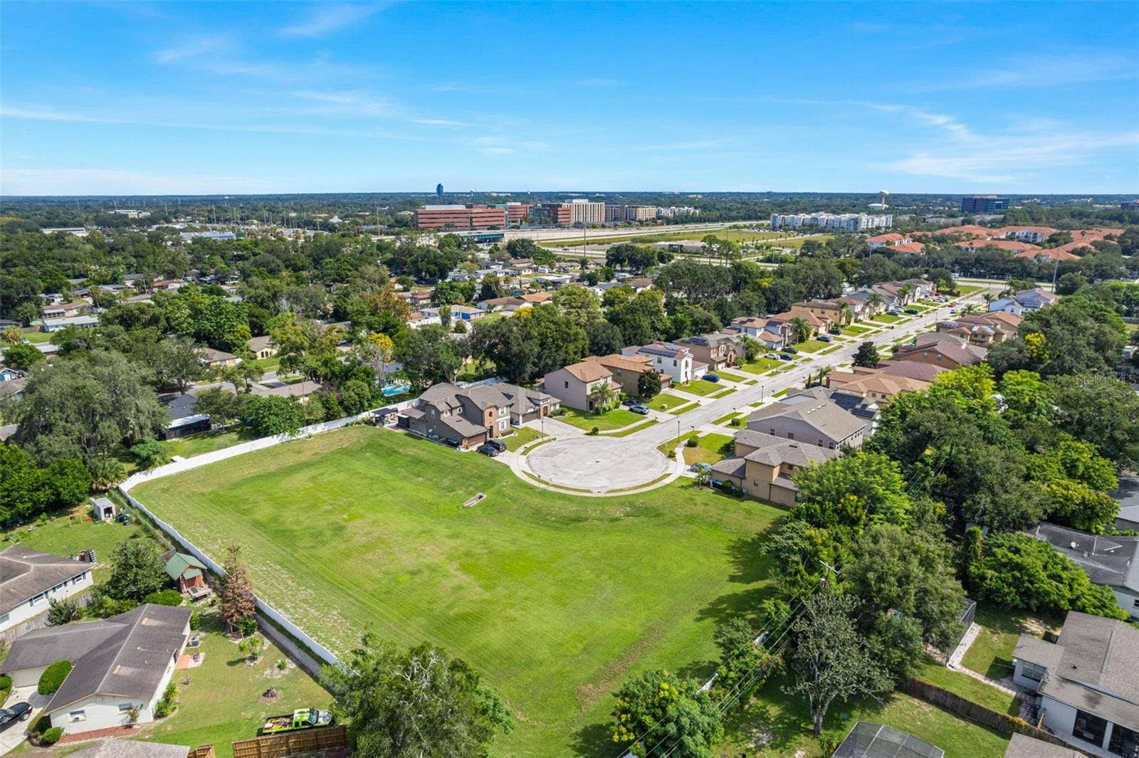 2932 WHISTLEWOOD DRIVE, Orlando, FL 32810 2932 WHISTLEWOOD DRIVE, Orlando, FL 32810