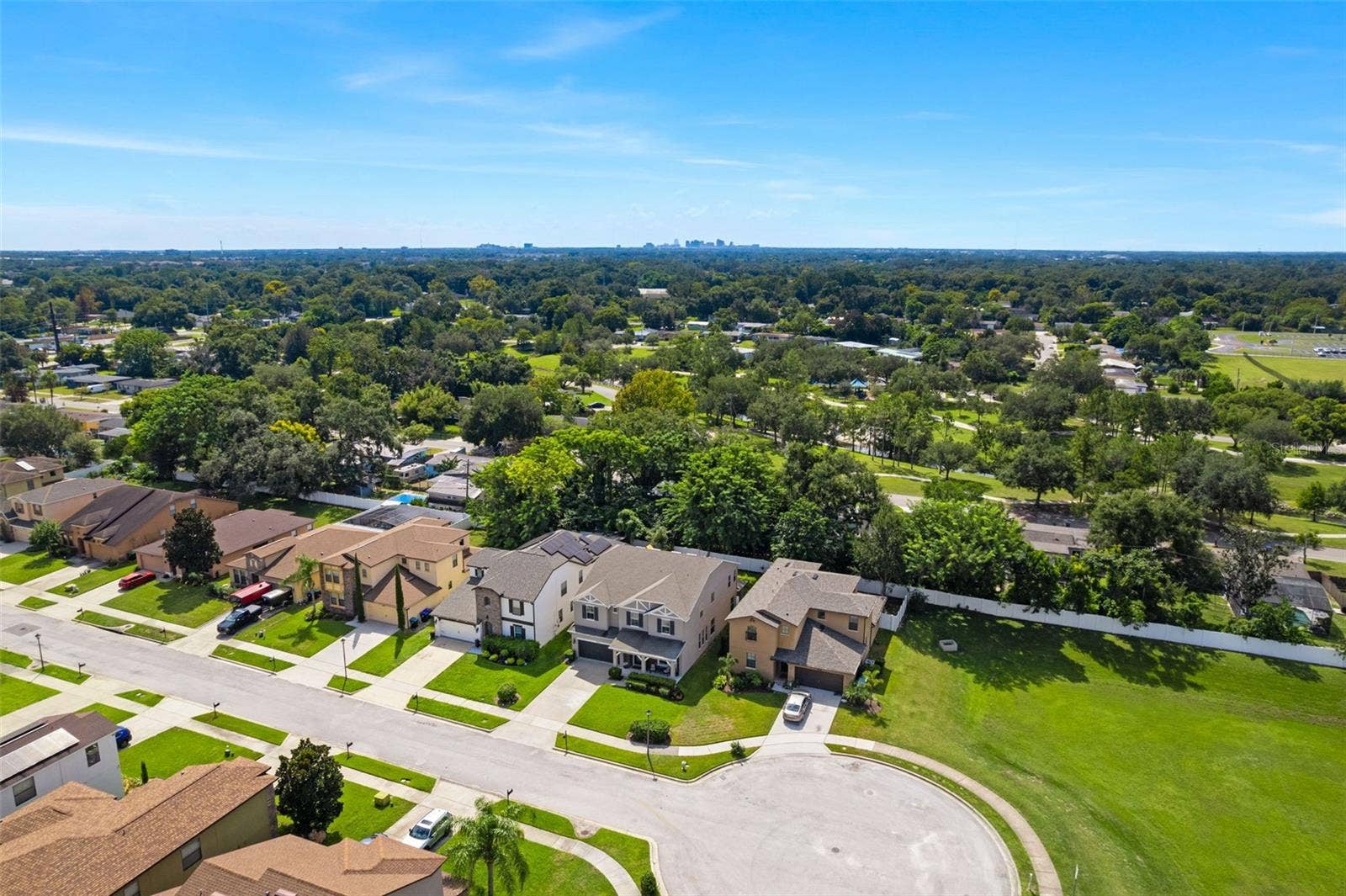 2932 WHISTLEWOOD DRIVE, Orlando, FL 32810 2932 WHISTLEWOOD DRIVE, Orlando, FL 32810