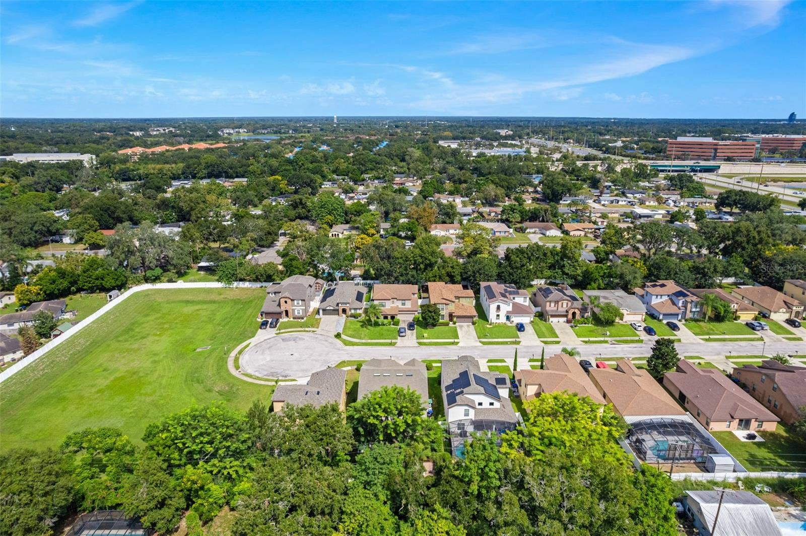 2932 WHISTLEWOOD DRIVE, Orlando, FL 32810 2932 WHISTLEWOOD DRIVE, Orlando, FL 32810