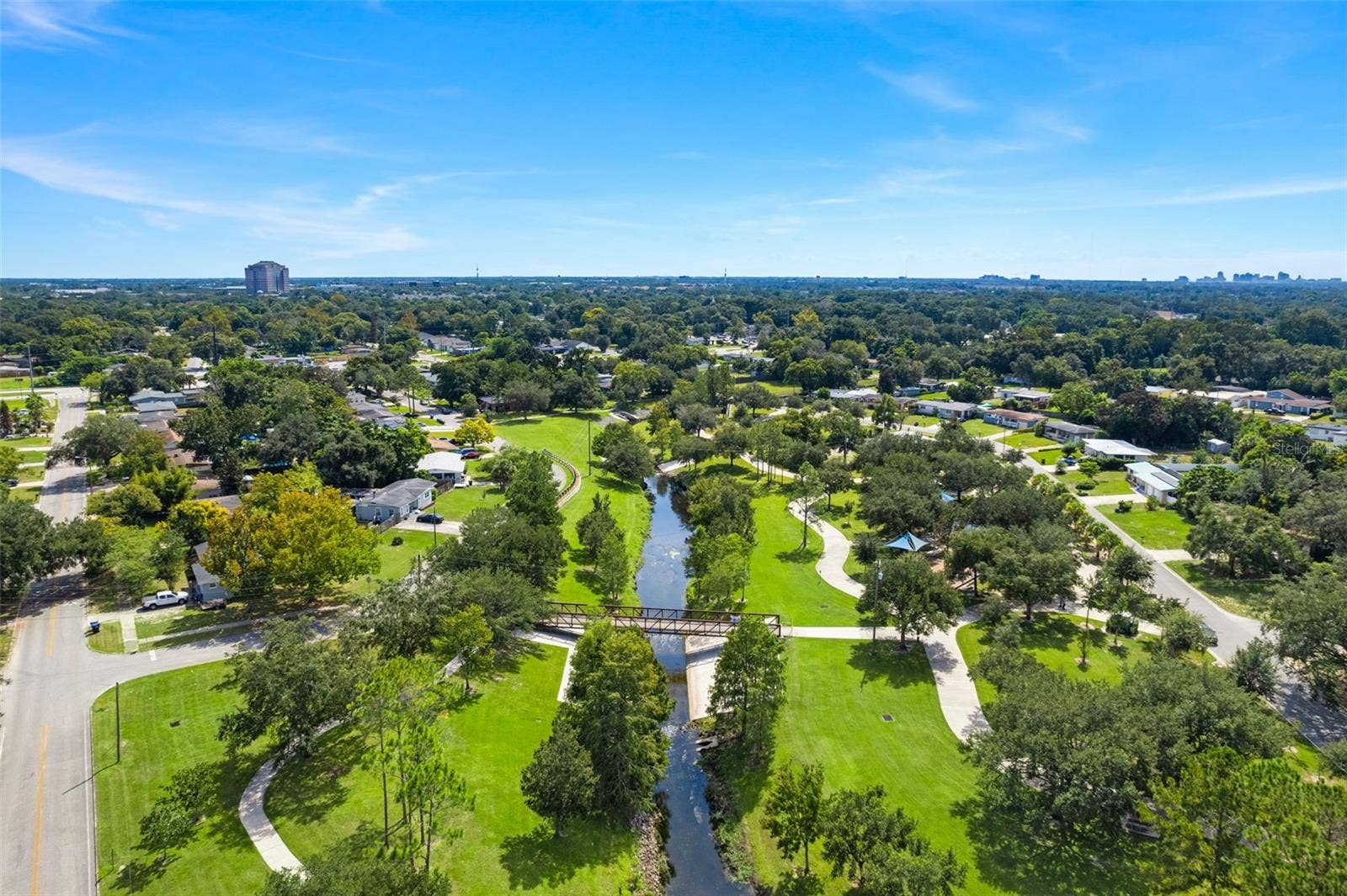 2932 WHISTLEWOOD DRIVE, Orlando, FL 32810 2932 WHISTLEWOOD DRIVE, Orlando, FL 32810