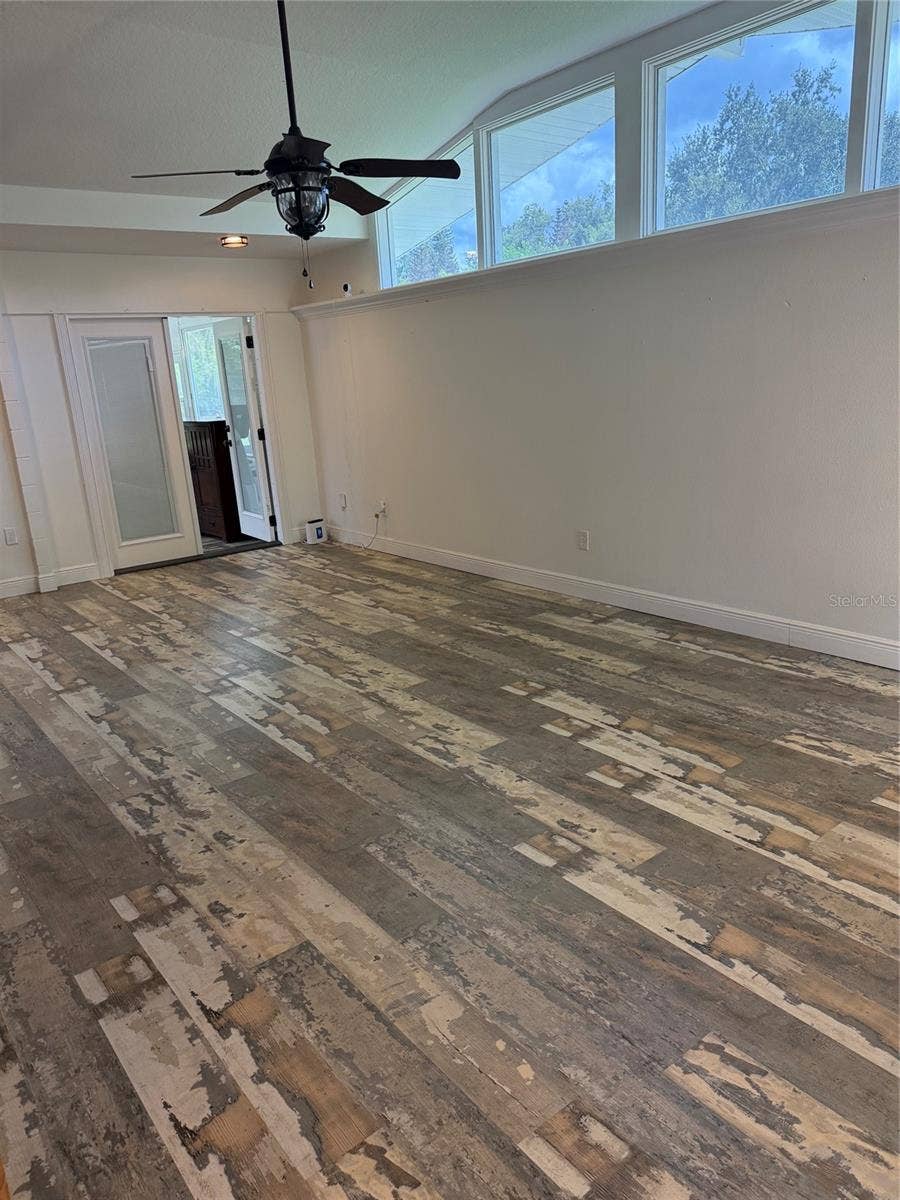 2207 POINSETTIA LANE, Deland, FL 32724 2207 POINSETTIA LANE, Deland, FL 32724