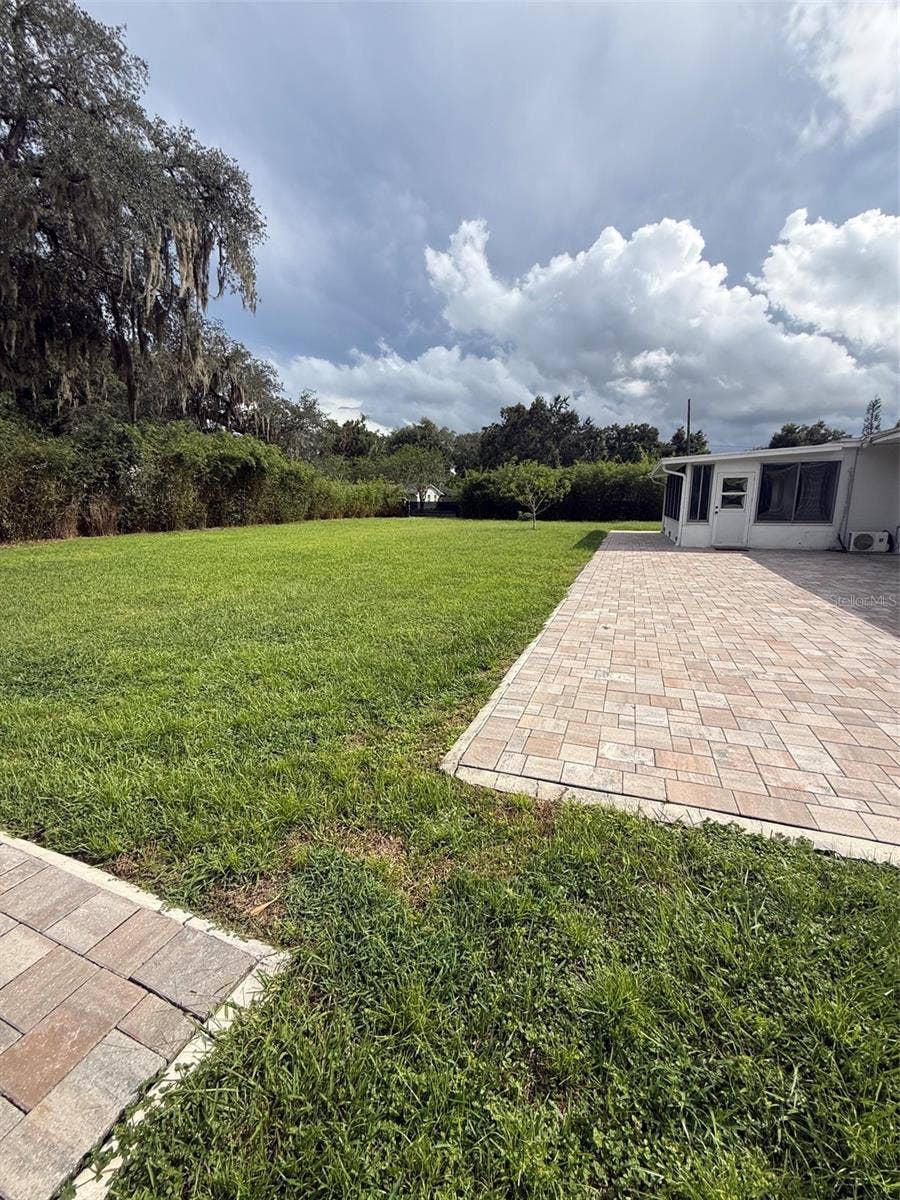 2207 POINSETTIA LANE, Deland, FL 32724 2207 POINSETTIA LANE, Deland, FL 32724