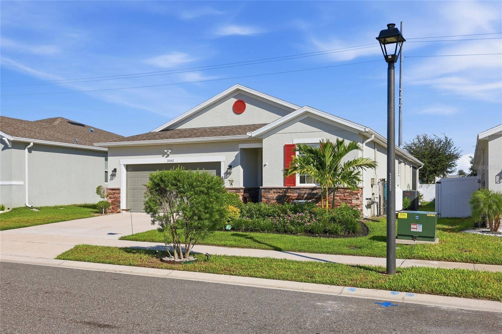 1042 HEIRLOOM DRIVE, Haines City, FL 33844 1042 HEIRLOOM DRIVE, Haines City, FL 33844