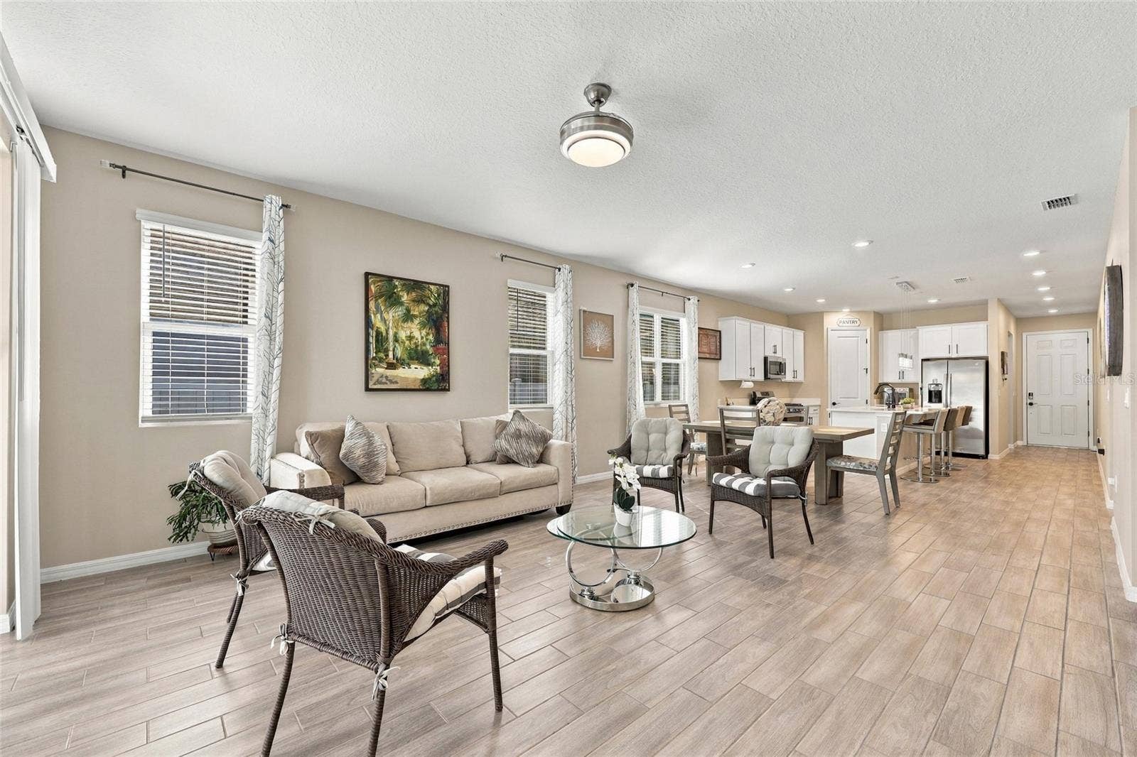 1042 HEIRLOOM DRIVE, Haines City, FL 33844 1042 HEIRLOOM DRIVE, Haines City, FL 33844