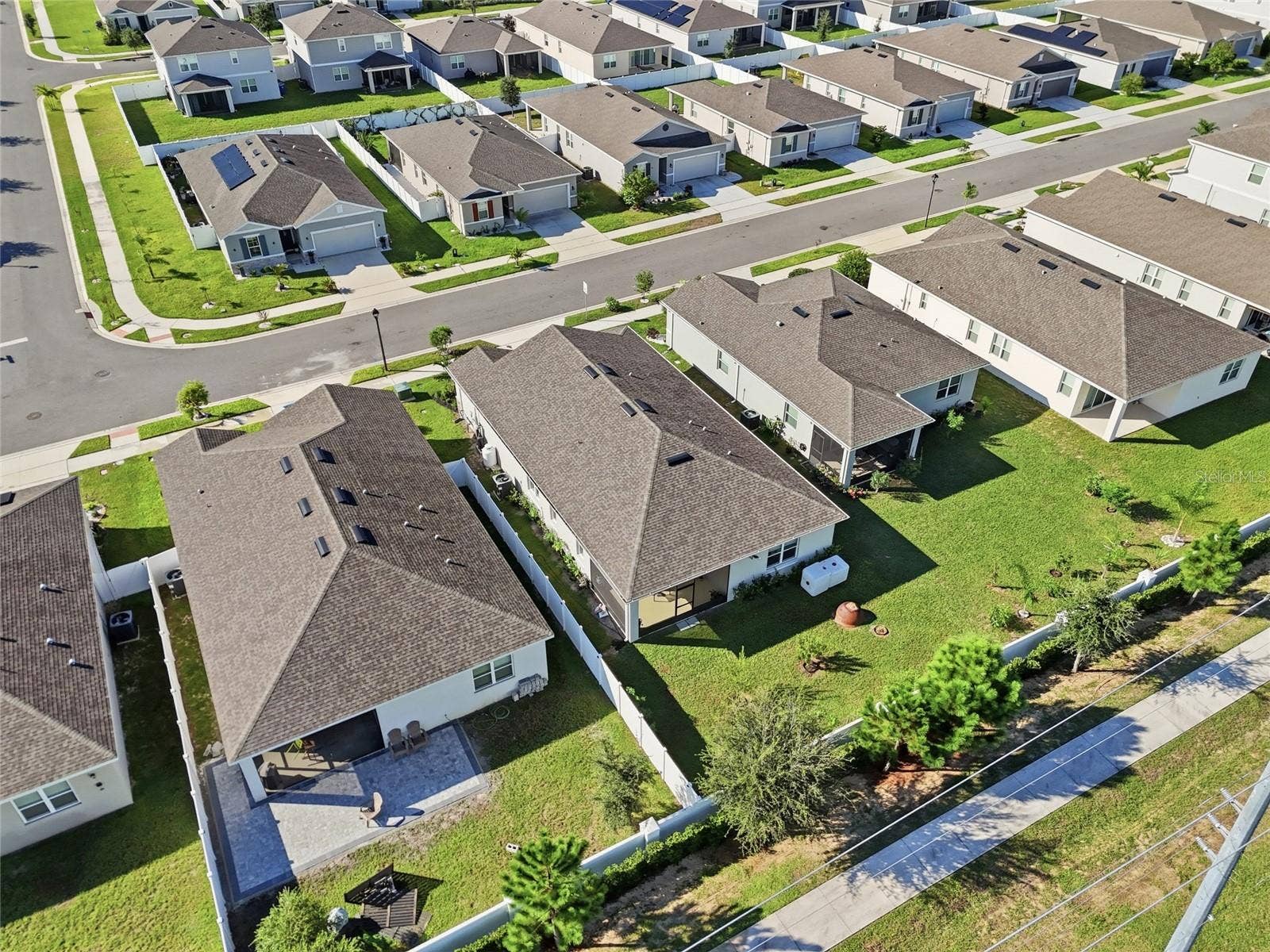 1042 HEIRLOOM DRIVE, Haines City, FL 33844 1042 HEIRLOOM DRIVE, Haines City, FL 33844