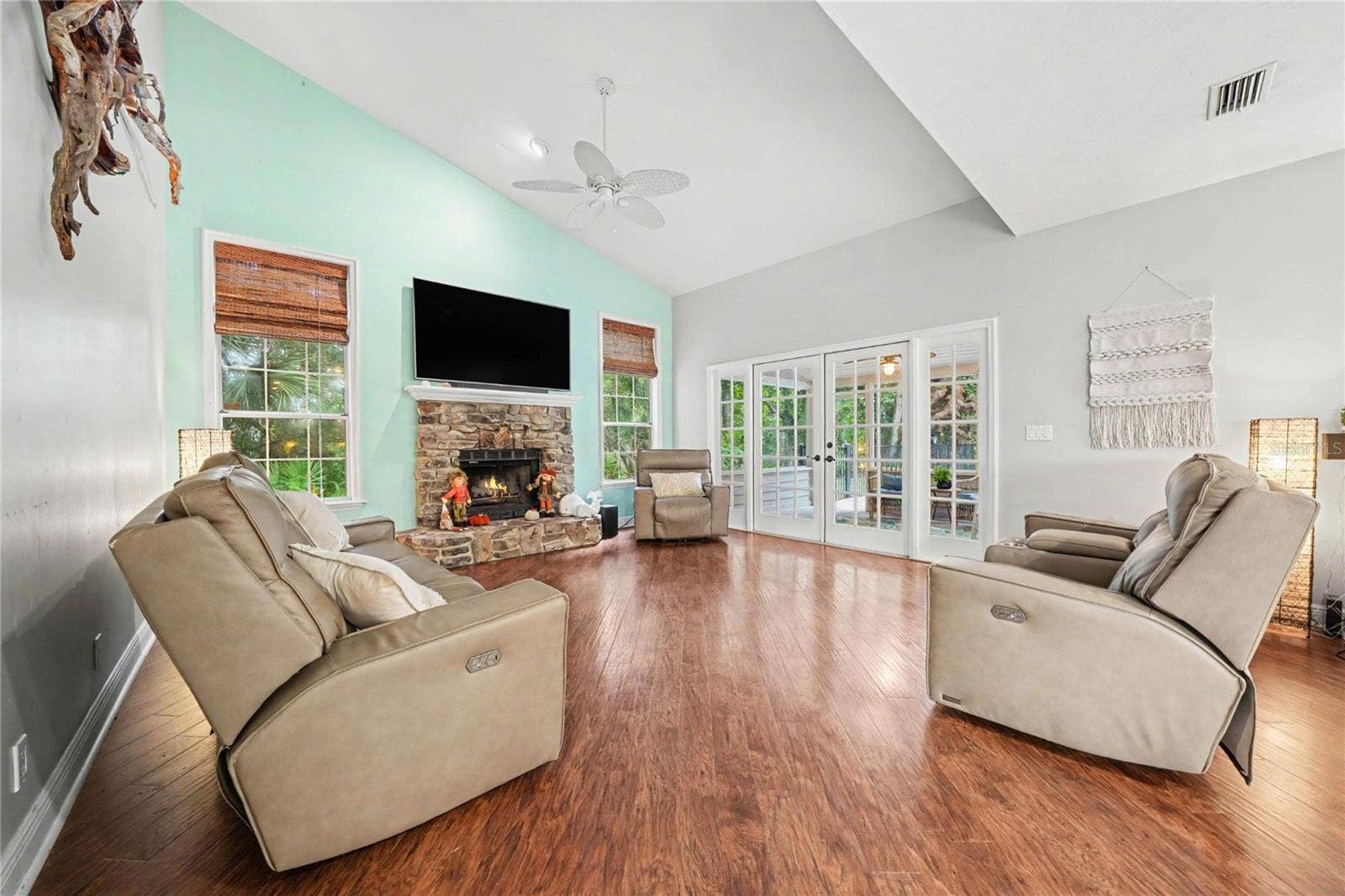 649 CHARMAGNE LANE, Port Orange, FL 32127 649 CHARMAGNE LANE, Port Orange, FL 32127