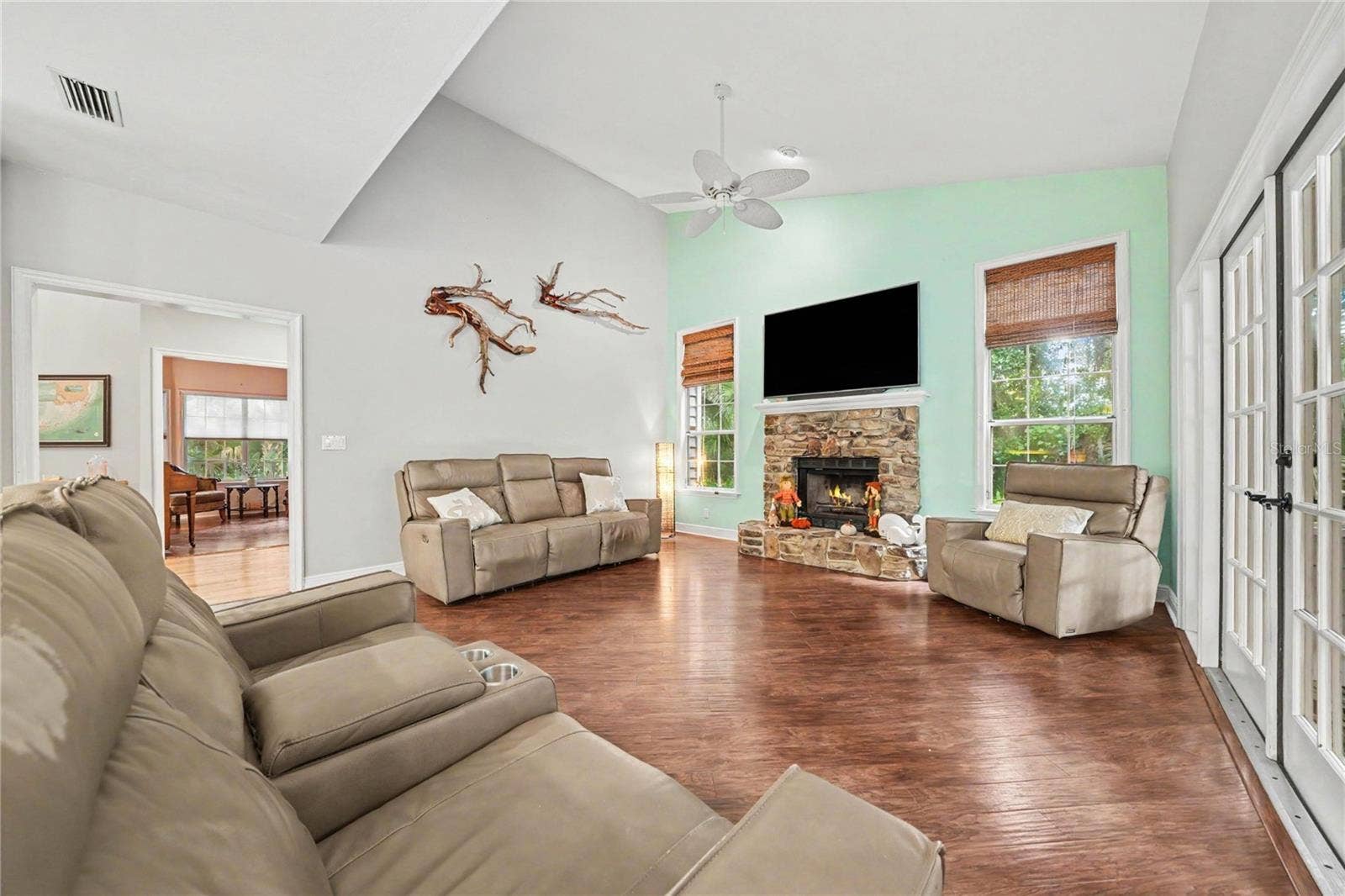 649 CHARMAGNE LANE, Port Orange, FL 32127 649 CHARMAGNE LANE, Port Orange, FL 32127