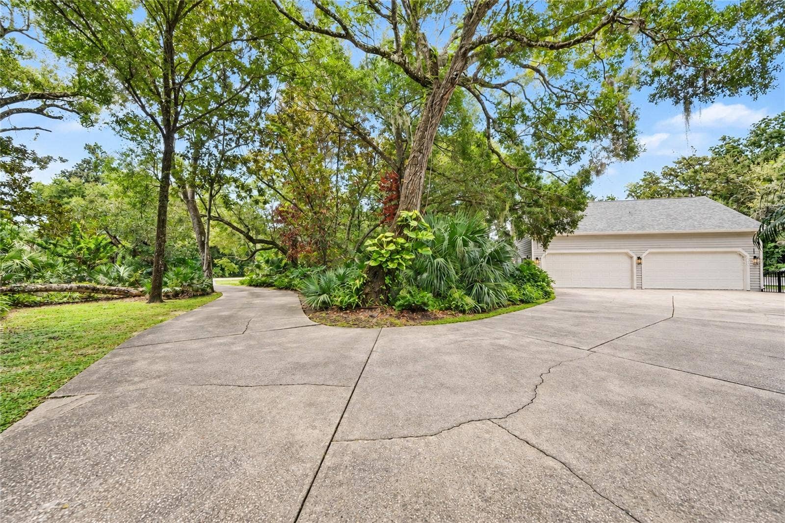 649 CHARMAGNE LANE, Port Orange, FL 32127 649 CHARMAGNE LANE, Port Orange, FL 32127