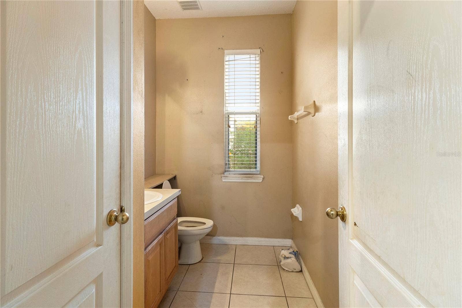 2871 SAINT CLAIR STREET, Kissimmee, FL 34746 2871 SAINT CLAIR STREET, Kissimmee, FL 34746
