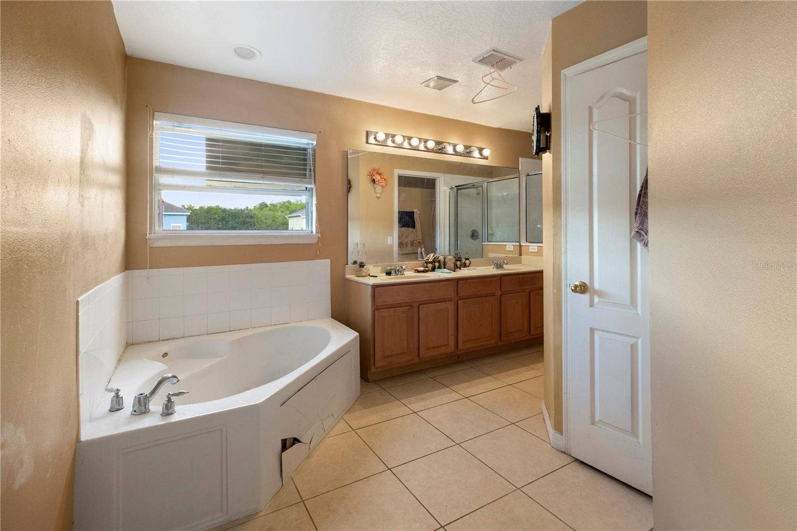 2871 SAINT CLAIR STREET, Kissimmee, FL 34746 2871 SAINT CLAIR STREET, Kissimmee, FL 34746
