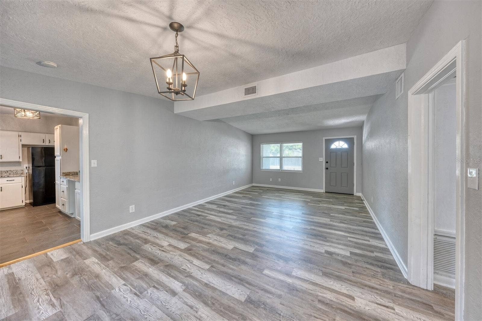 1712 EDMUNDSHIRE ROAD, Orlando, FL 32812 Great Room.