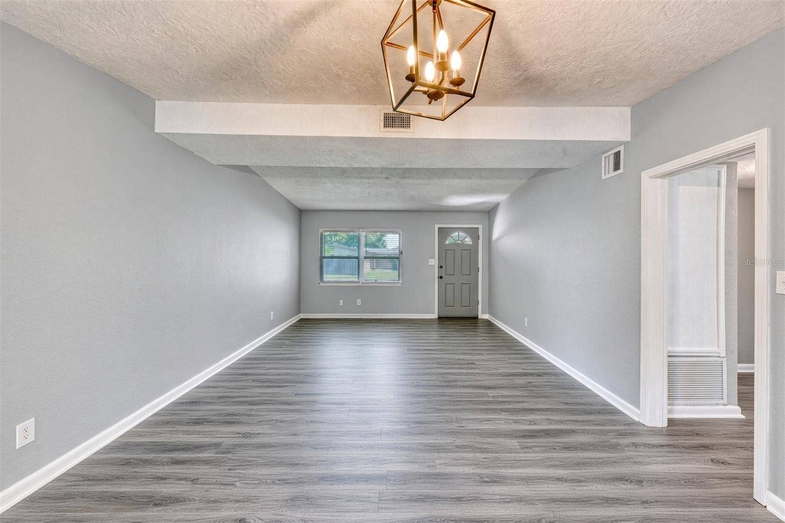 1712 EDMUNDSHIRE ROAD, Orlando, FL 32812 Great Room.