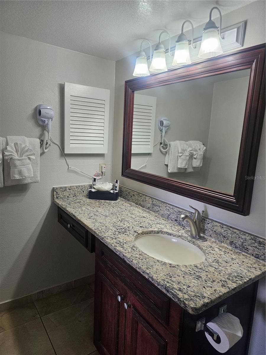 6402 PARC CORNICHE DRIVE, #5204, Orlando, FL 32821 6402 PARC CORNICHE DRIVE, #5204, Orlando, FL 32821