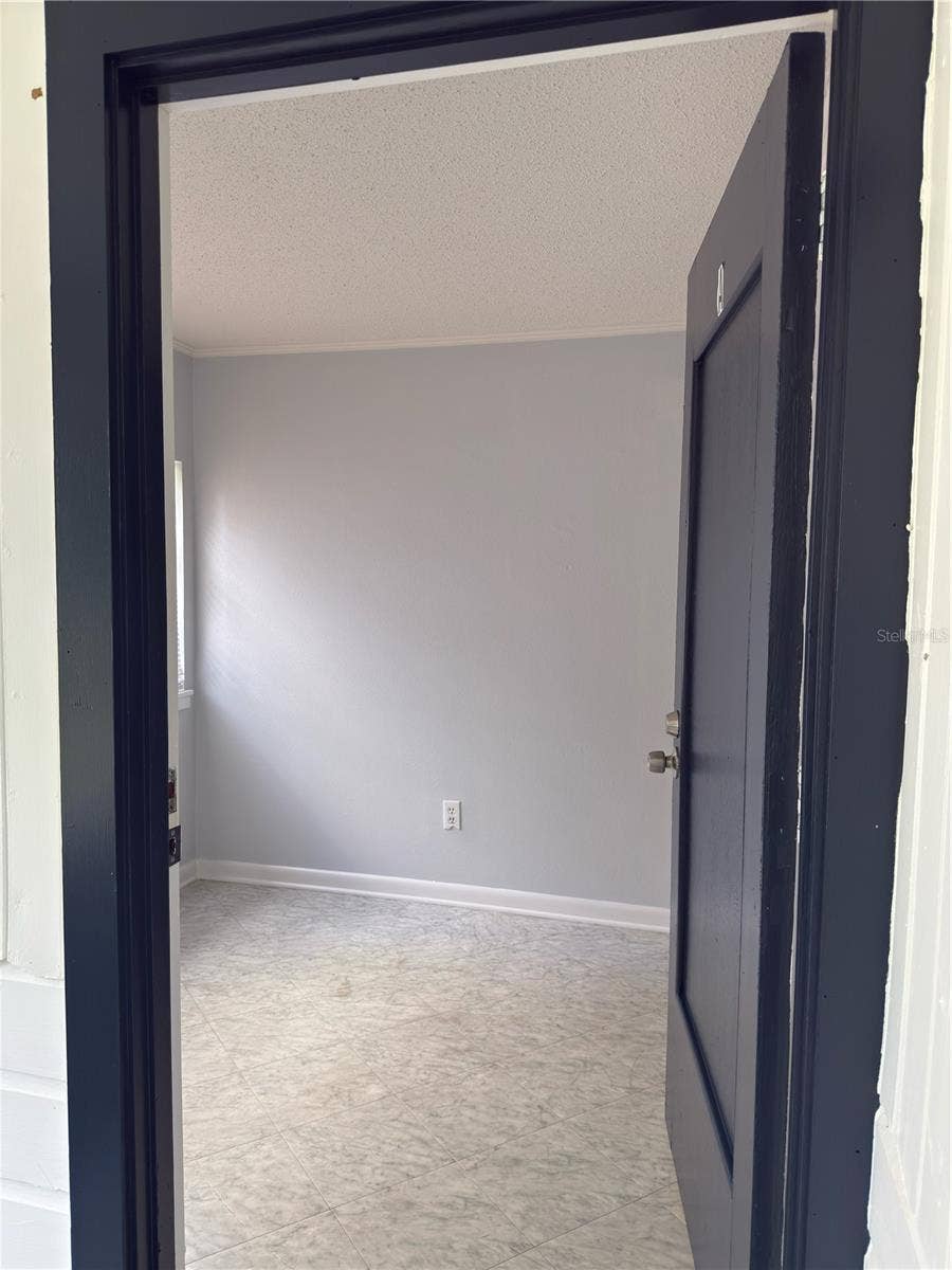 1618 MAGNOLIA AVENUE, Deland, FL 32724 Entry