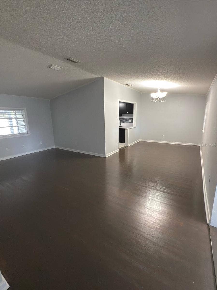 1618 MAGNOLIA AVENUE, Deland, FL 32724 living