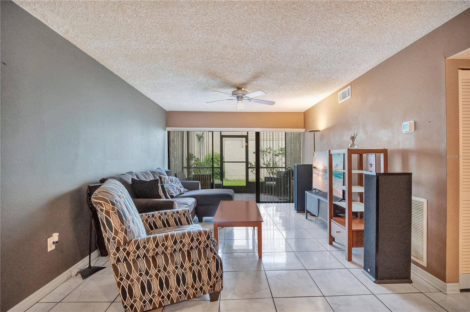 3278 S SEMORAN BOULEVARD, #12, Orlando, FL 32822 Living Room Staged