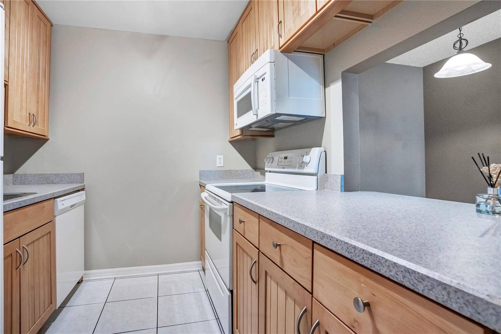 3278 S SEMORAN BOULEVARD, #12, Orlando, FL 32822 Kitchen