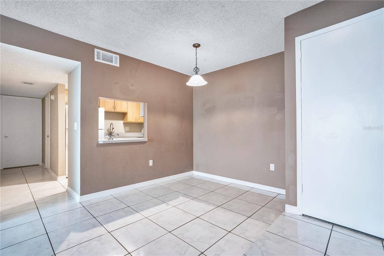 3278 S SEMORAN BOULEVARD, #12, Orlando, FL 32822 Dining Area