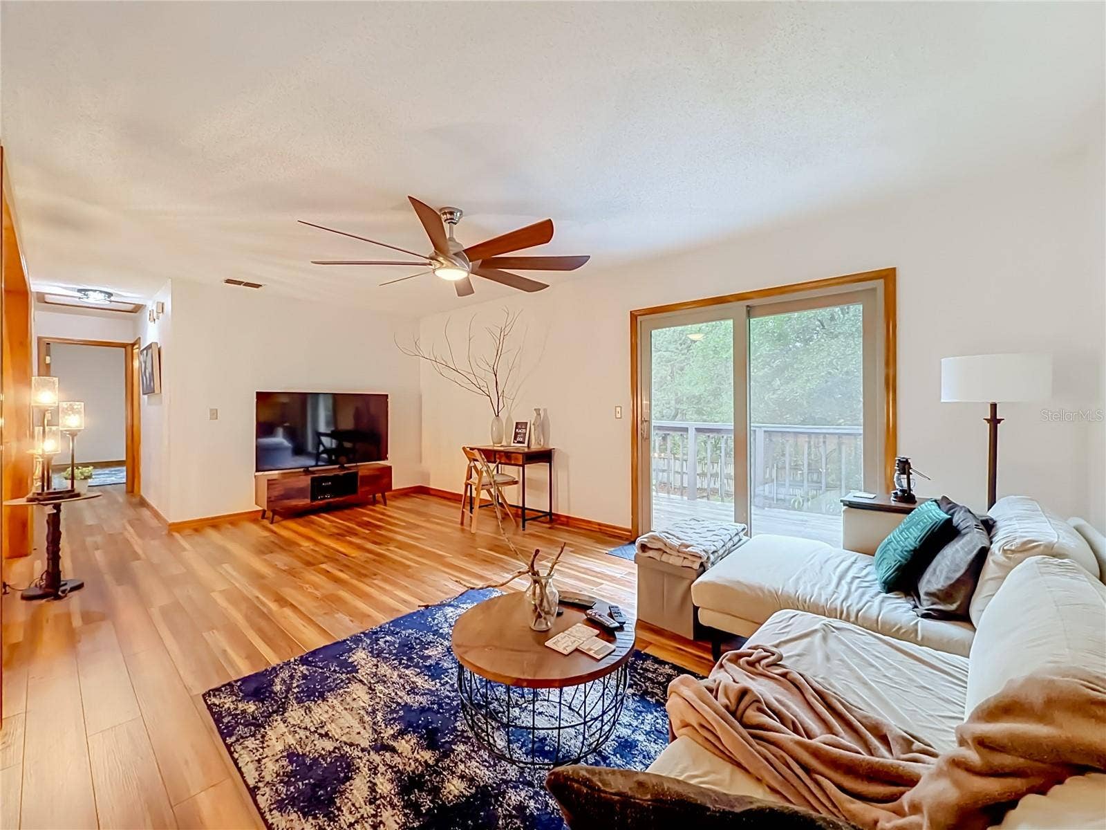 825 MELLOWOOD AVENUE, Orlando, FL 32825 825 MELLOWOOD AVENUE, Orlando, FL 32825