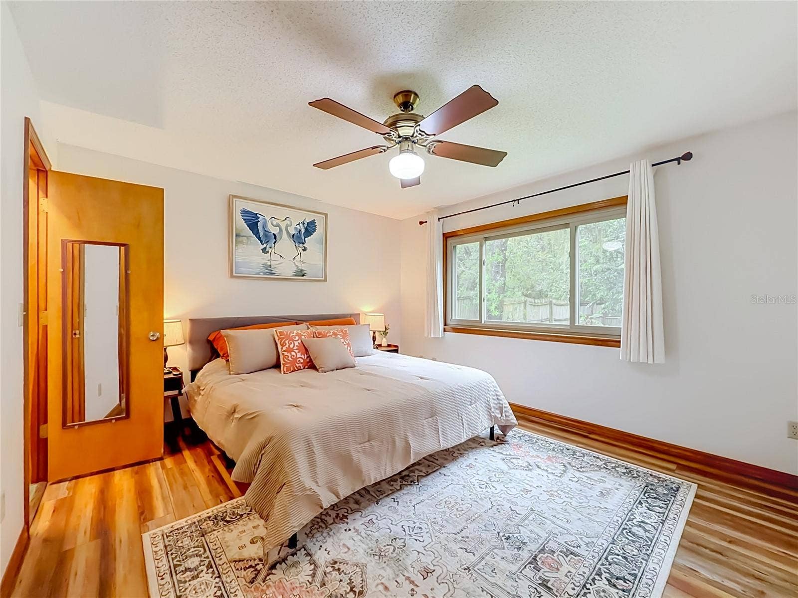 825 MELLOWOOD AVENUE, Orlando, FL 32825 825 MELLOWOOD AVENUE, Orlando, FL 32825