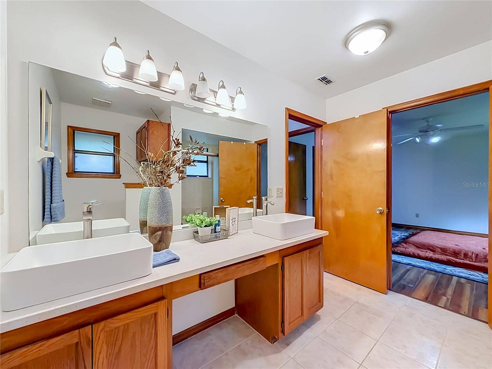 825 MELLOWOOD AVENUE, Orlando, FL 32825 825 MELLOWOOD AVENUE, Orlando, FL 32825
