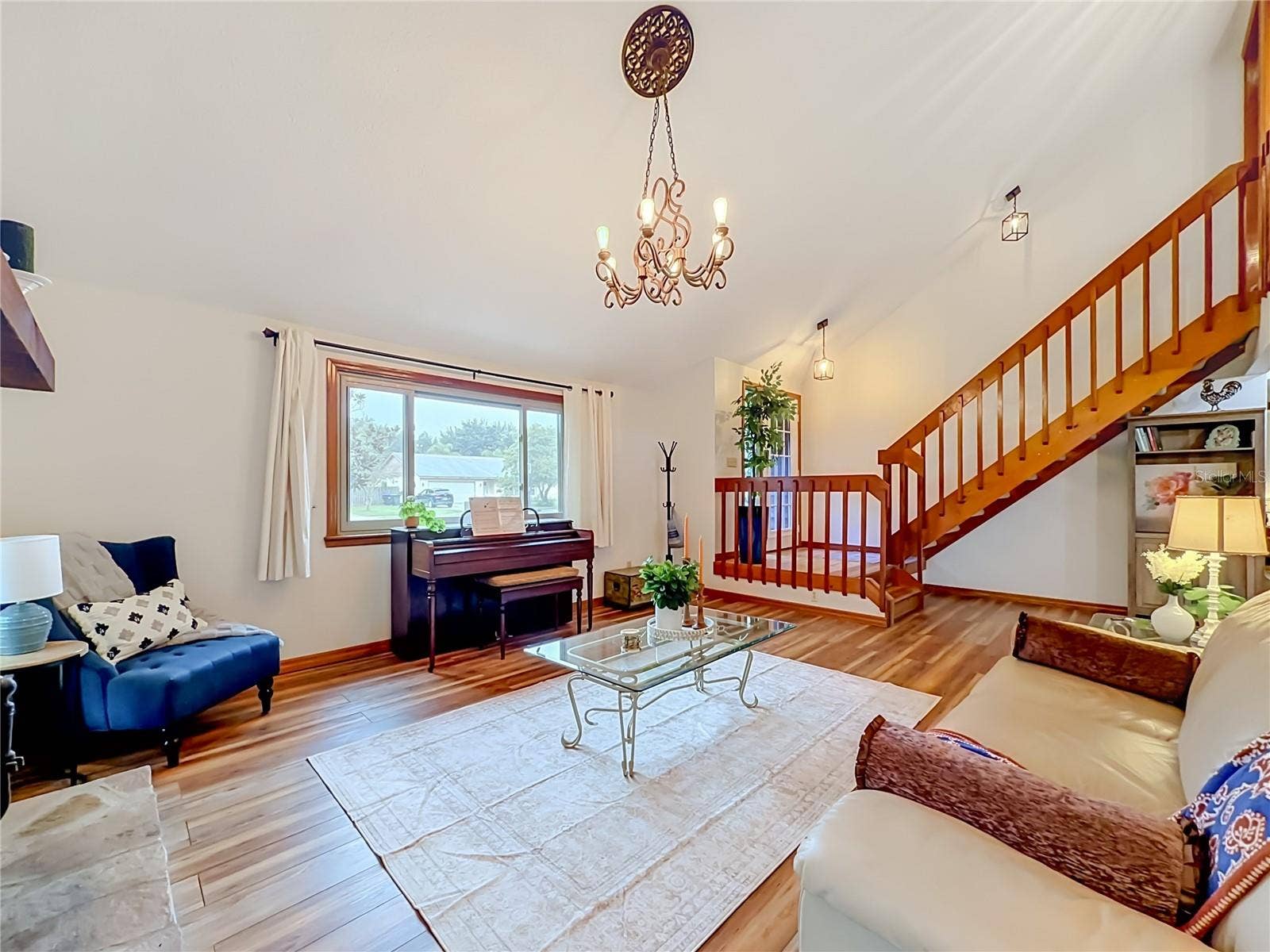 825 MELLOWOOD AVENUE, Orlando, FL 32825 825 MELLOWOOD AVENUE, Orlando, FL 32825