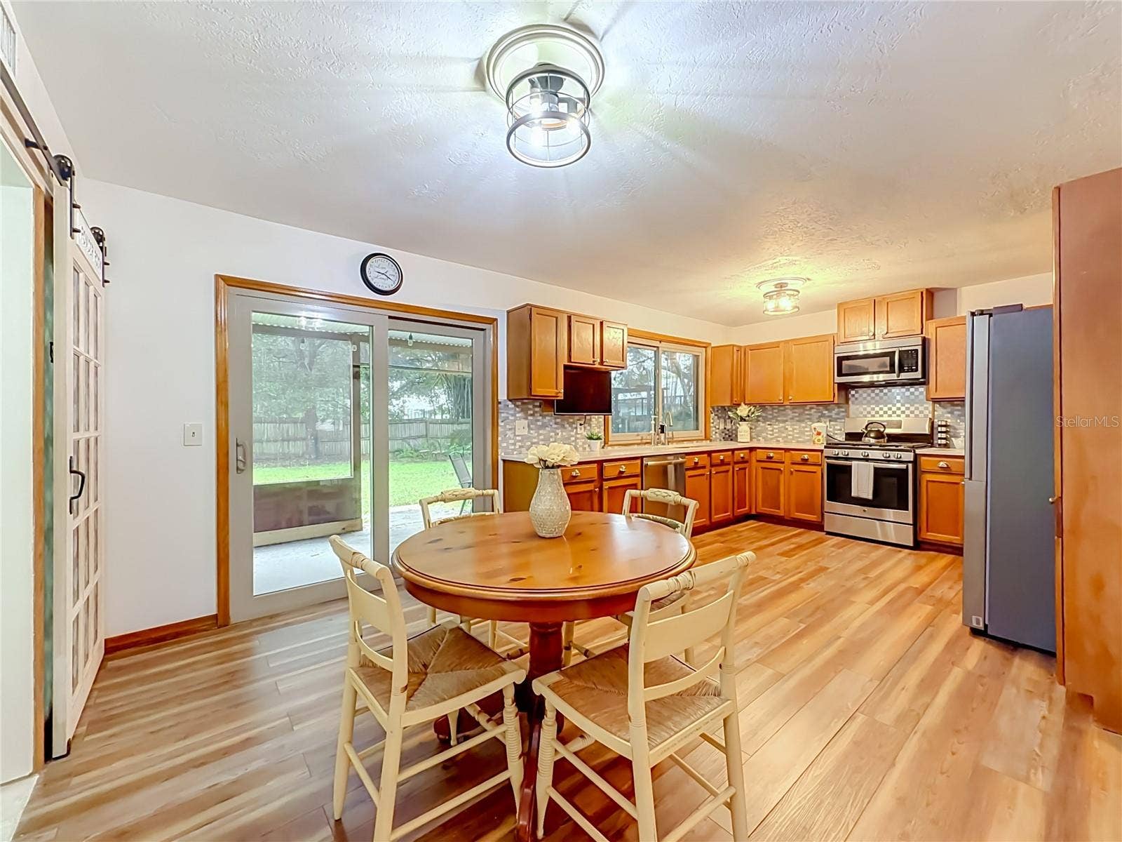 825 MELLOWOOD AVENUE, Orlando, FL 32825 825 MELLOWOOD AVENUE, Orlando, FL 32825
