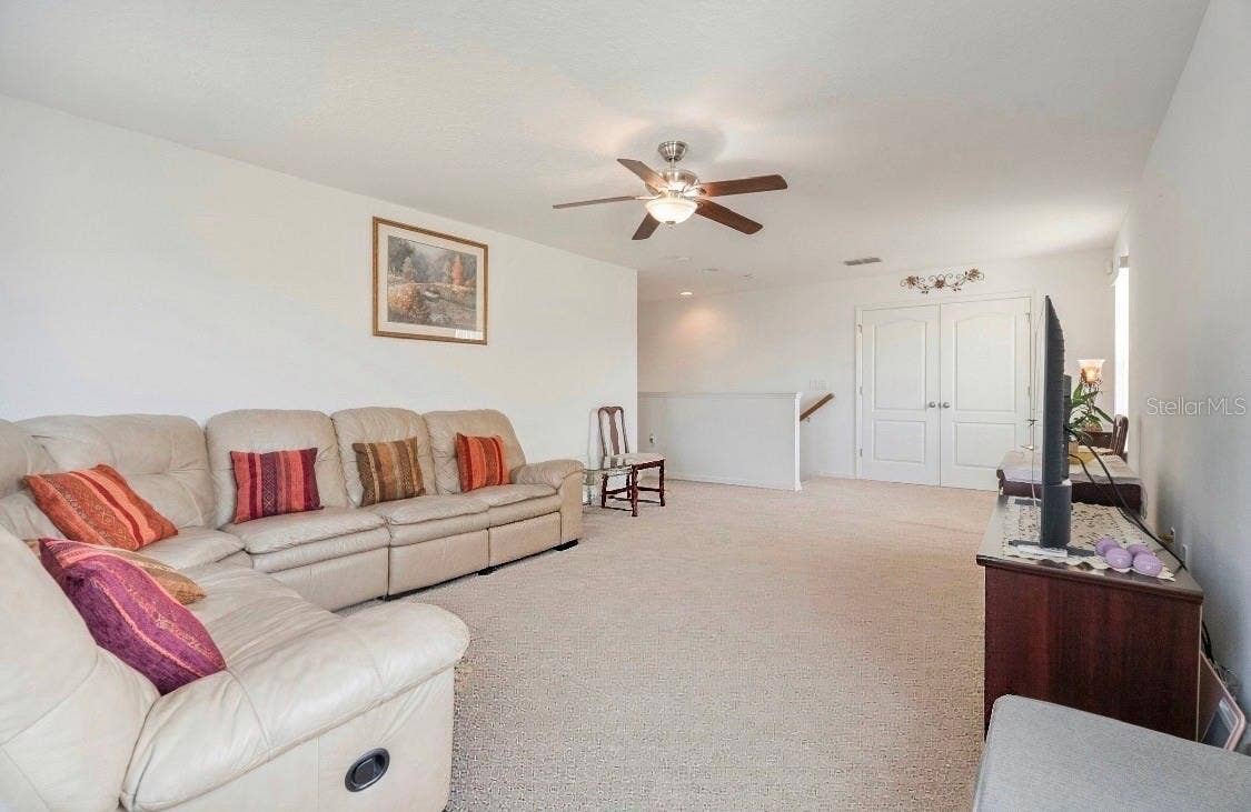 10781 CABBAGE TREE LOOP, Orlando, FL 32825 Great for Extra Entertainment
