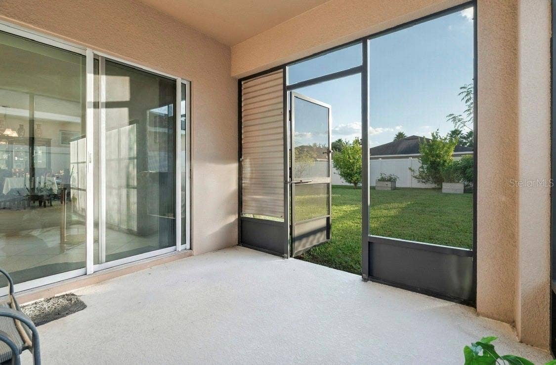 10781 CABBAGE TREE LOOP, Orlando, FL 32825 Closed In Lanai