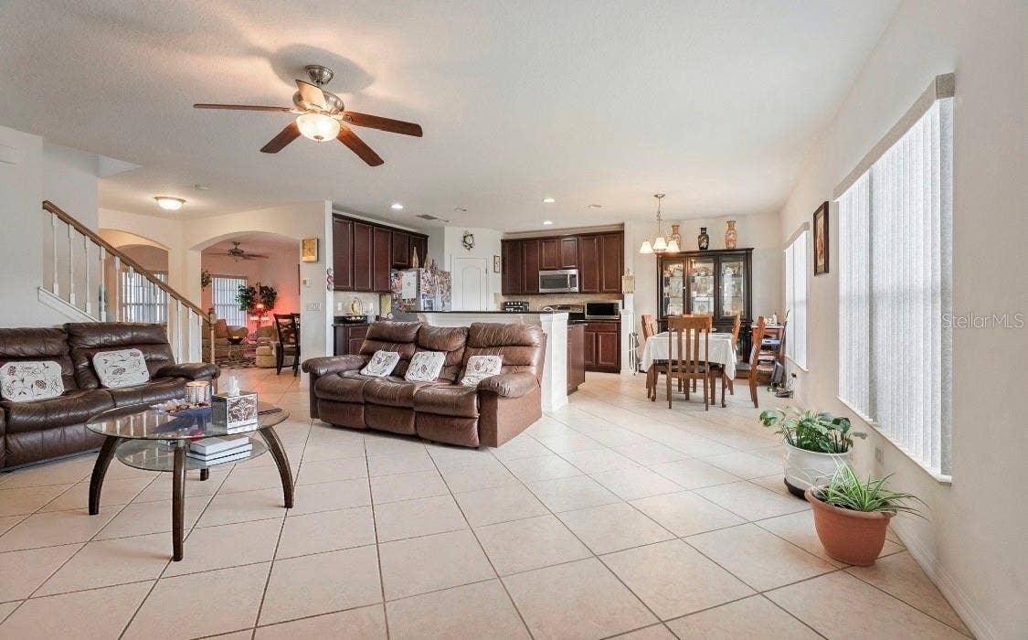 10781 CABBAGE TREE LOOP, Orlando, FL 32825 Family Room