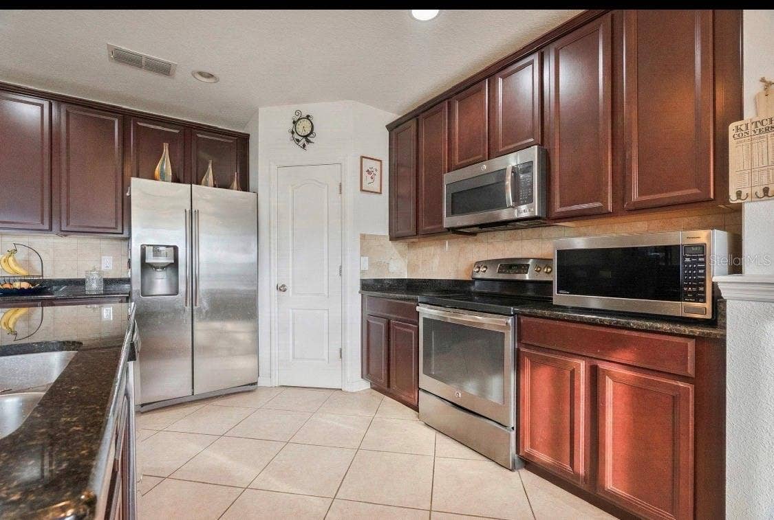 10781 CABBAGE TREE LOOP, Orlando, FL 32825 All Appliances Included