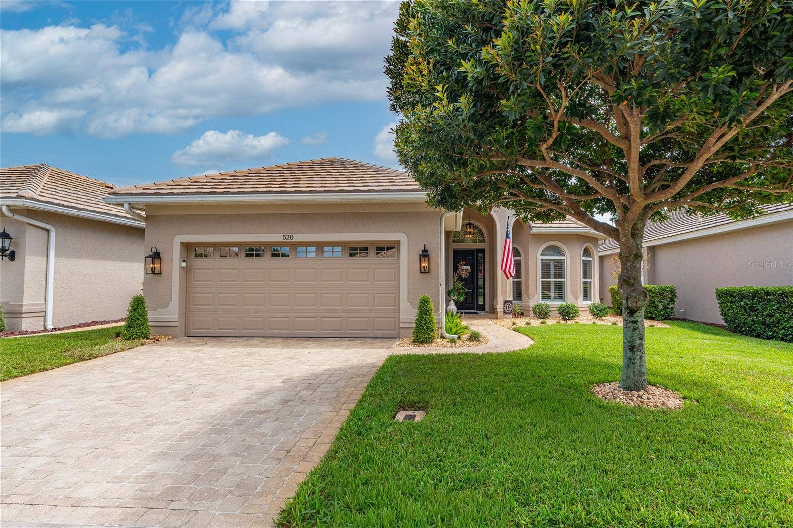 520 SOTHEBY WAY, Debary, FL 32713 Paver driveway and sidewalk to front door