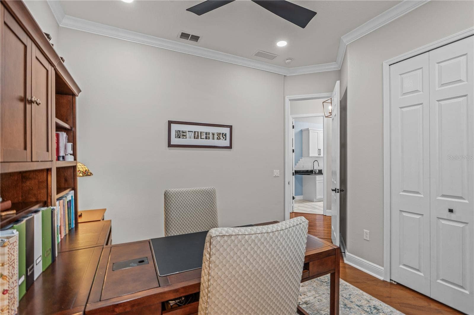 520 SOTHEBY WAY, Debary, FL 32713 Looking toward the hallway and entrance to the laundry room