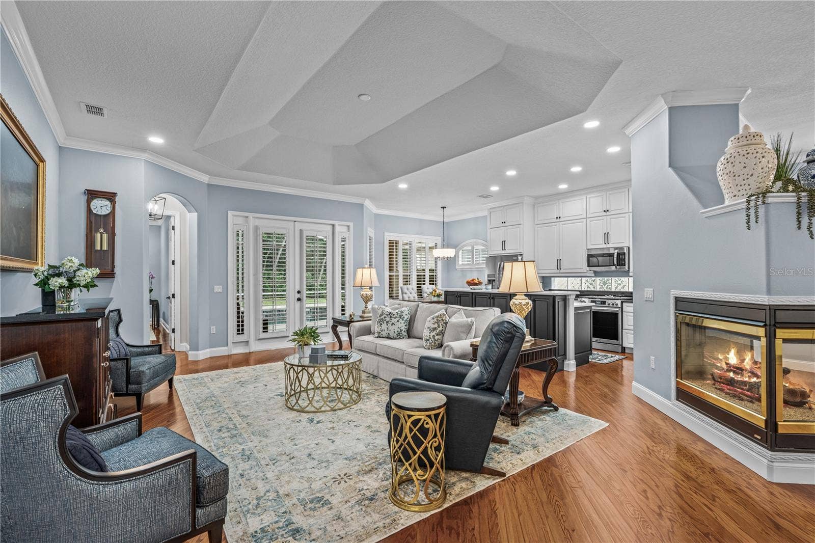 520 SOTHEBY WAY, Debary, FL 32713 Great room which is open to the kitchen with French doors out to the lanai