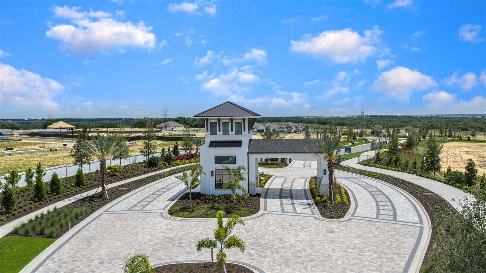 Esplanade at McKinnon Groves Community