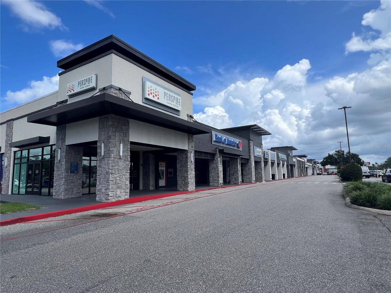 450 N LAKEMONT AVE, Winter Park, FL 32792 450 N LAKEMONT AVE, Winter Park, FL 32792