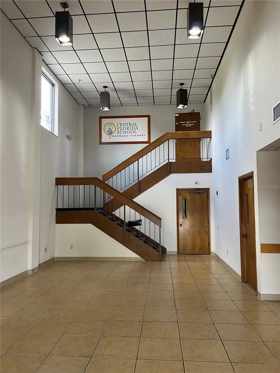 450 N LAKEMONT AVE, Winter Park, FL 32792 450 N LAKEMONT AVE, Winter Park, FL 32792