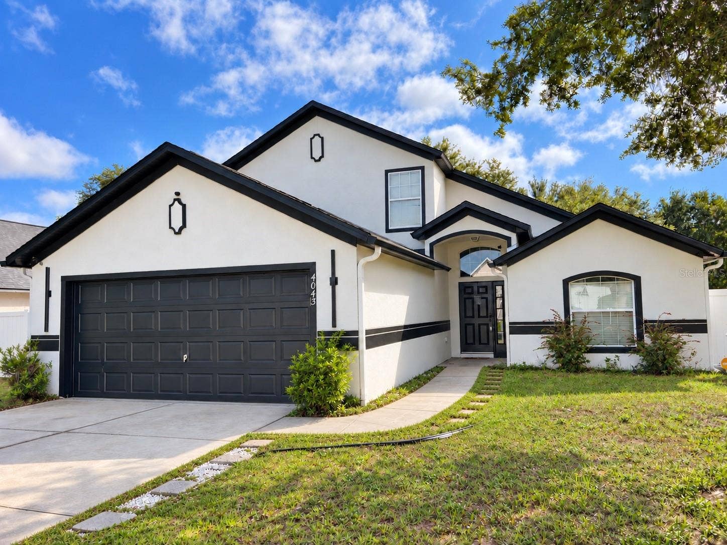 4043 WALTHAM FOREST DRIVE, Tavares, FL 32778 4043 WALTHAM FOREST DRIVE, Tavares, FL 32778