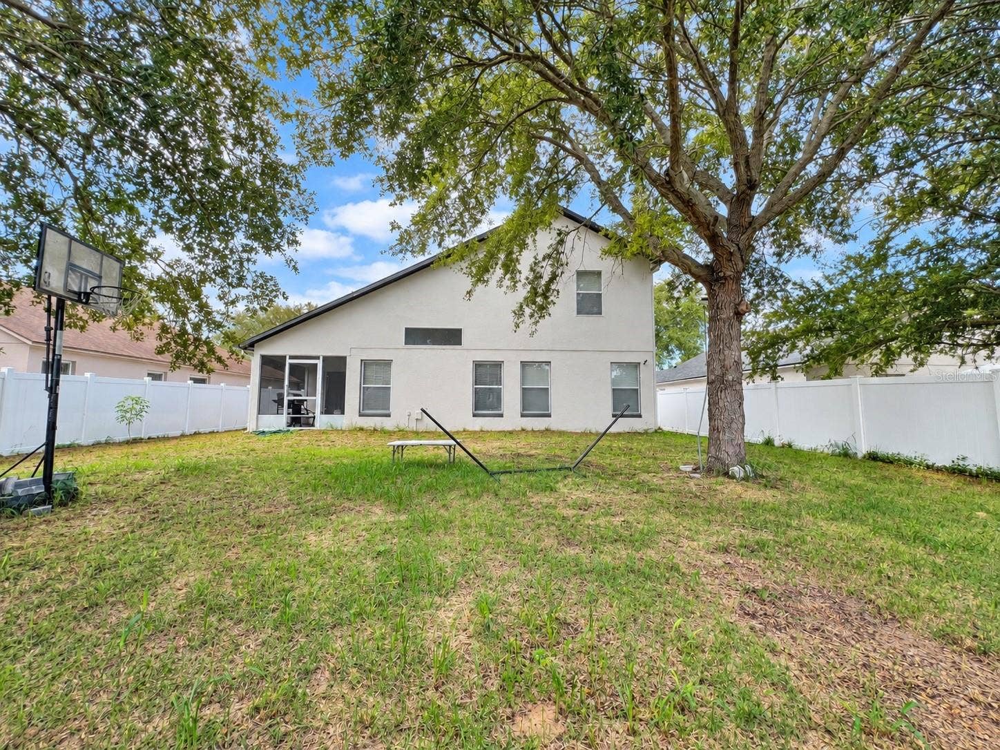 4043 WALTHAM FOREST DRIVE, Tavares, FL 32778 4043 WALTHAM FOREST DRIVE, Tavares, FL 32778