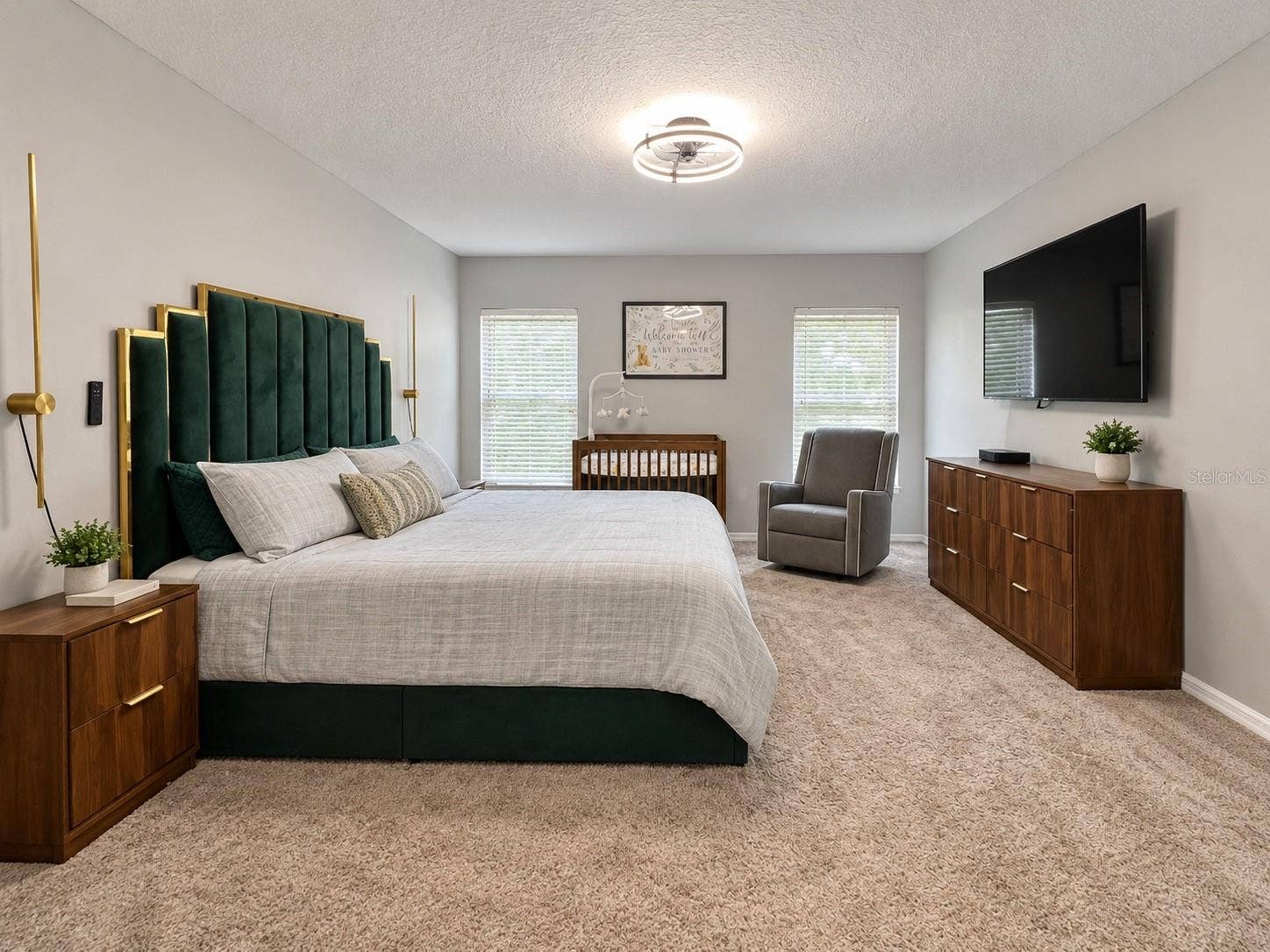 4043 WALTHAM FOREST DRIVE, Tavares, FL 32778 4043 WALTHAM FOREST DRIVE, Tavares, FL 32778