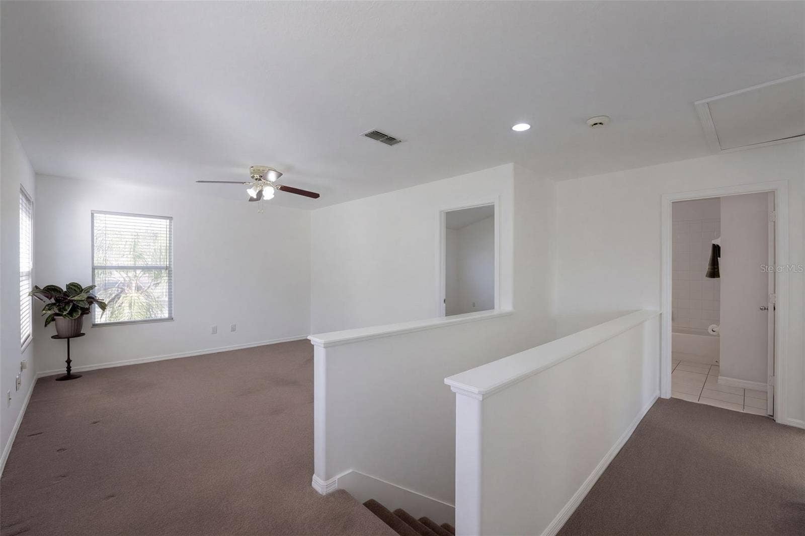 4610 RIVERTON DRIVE, Orlando, FL 32817 Loft flex/office space