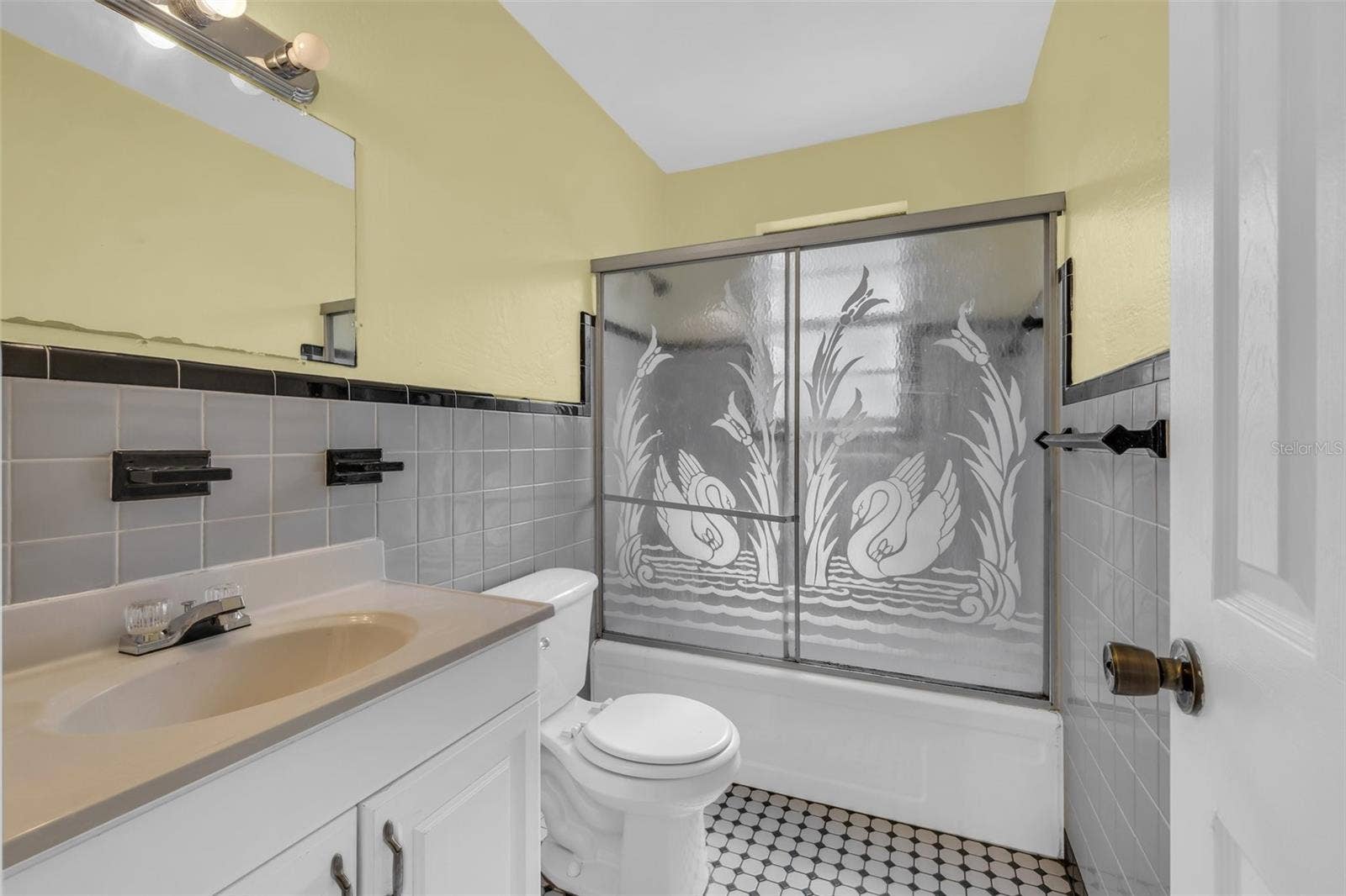 1031 CADILLAC DRIVE, Daytona Beach, FL 32117