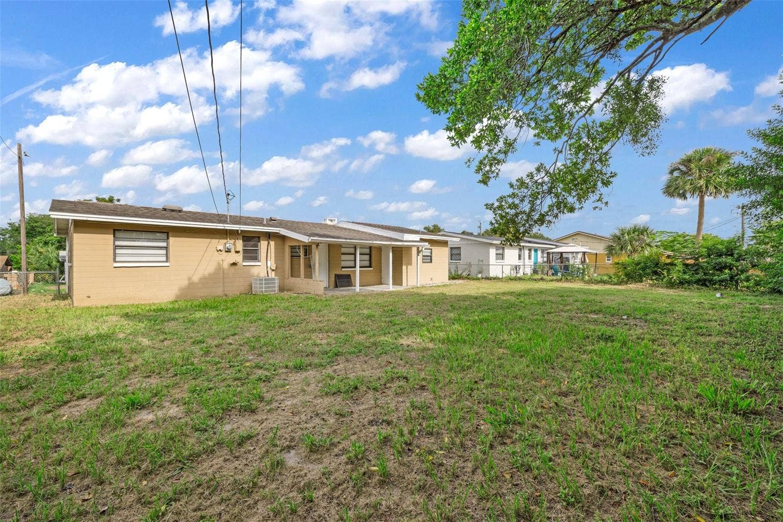 1031 CADILLAC DRIVE, Daytona Beach, FL 32117