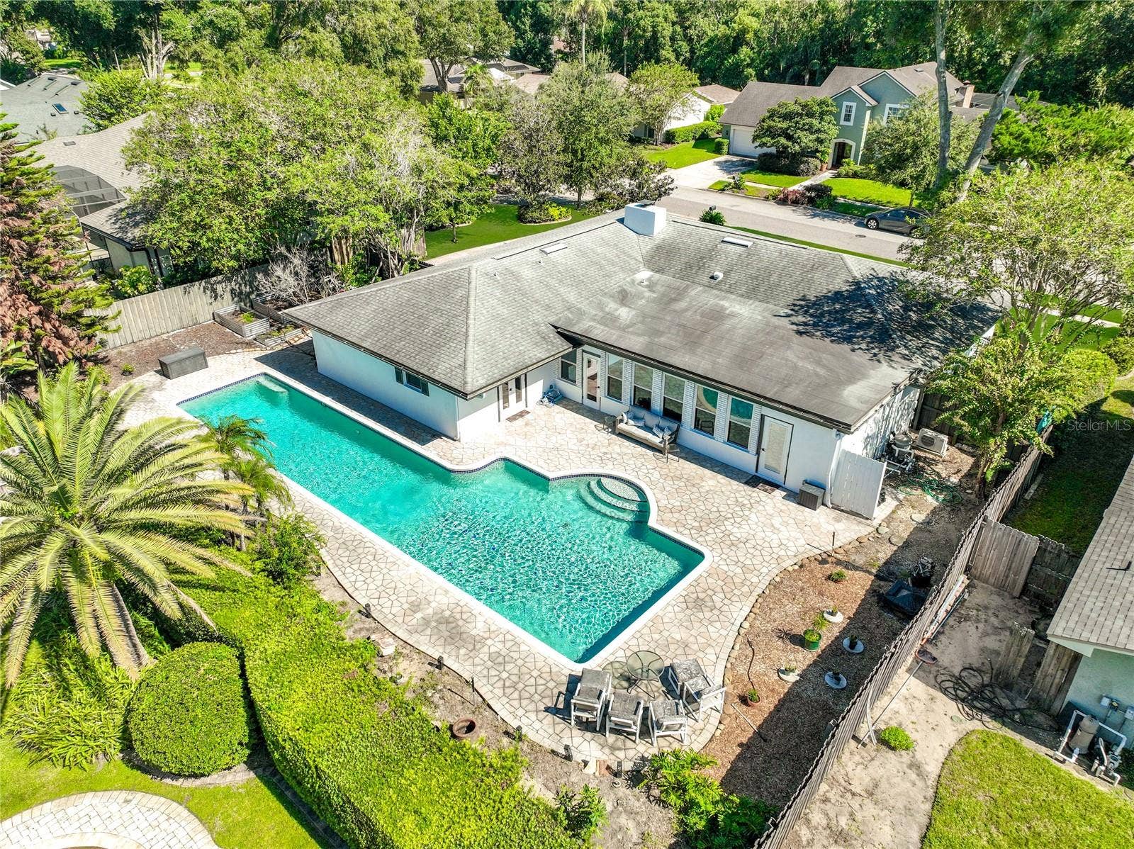 161 WHITE OAK CIRCLE, Maitland, FL 32751 161 WHITE OAK CIRCLE, Maitland, FL 32751