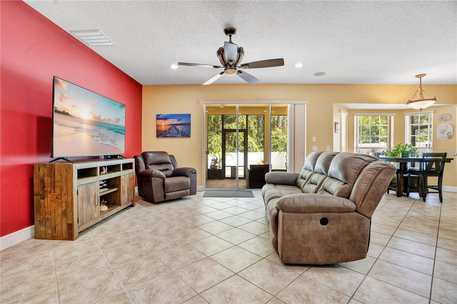 5762 COVINGTON COVE WAY, Orlando, FL 32829 family room