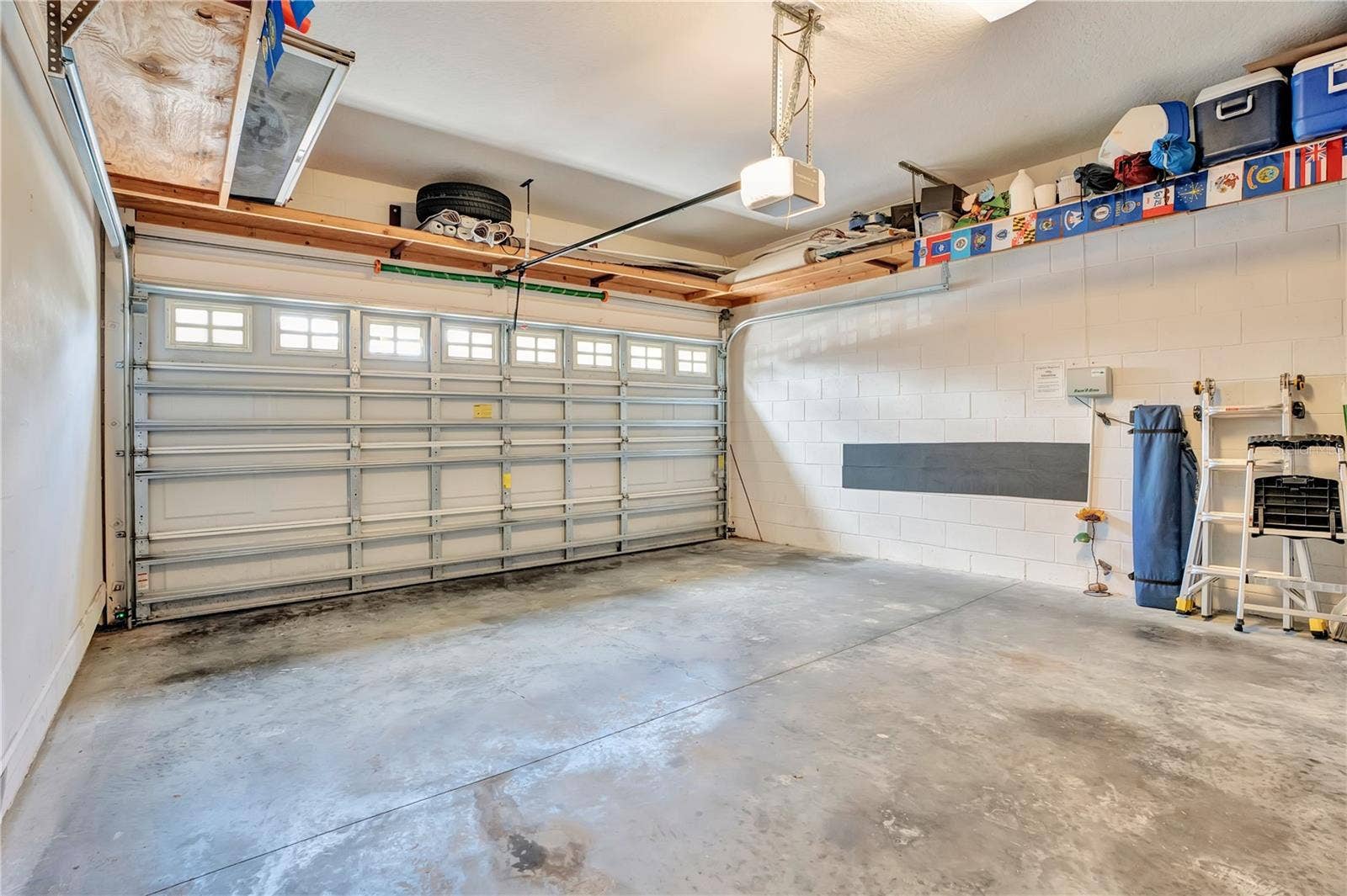 5762 COVINGTON COVE WAY, Orlando, FL 32829 garage